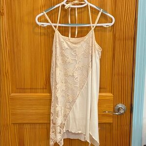 Great value for two stylish pieces! 🌿👗